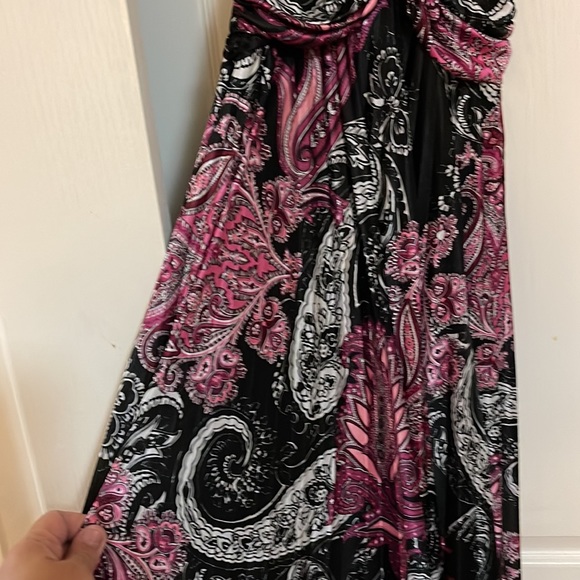 Maxi Dress for Summer - Picture 3 of 6